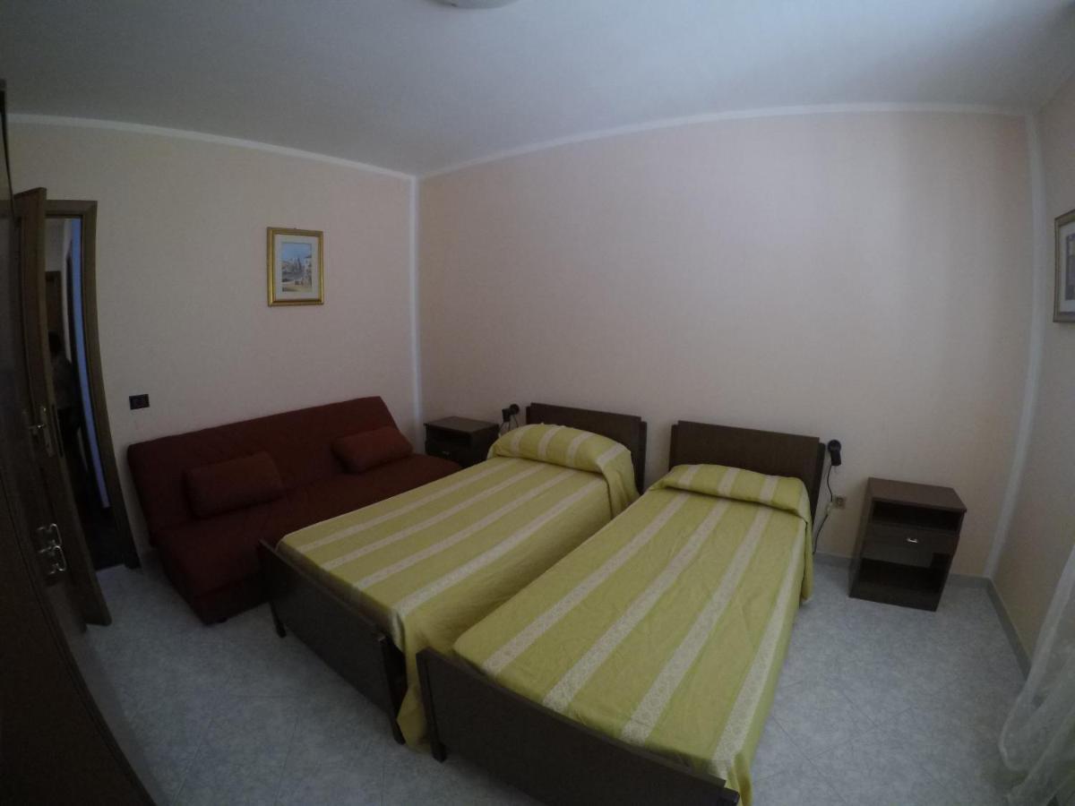 B&B Bassu Bosa Esterno foto