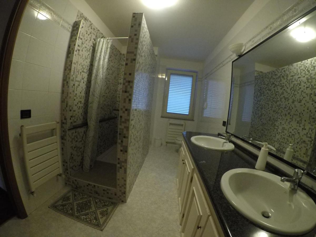 B&B Bassu Bosa Esterno foto